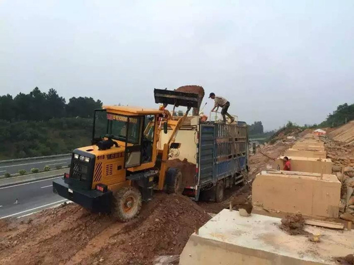 青海省西宁高速公路绿化设备厂家